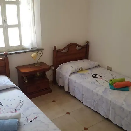 Attico Bouganville Διαμέρισμα Magomadas